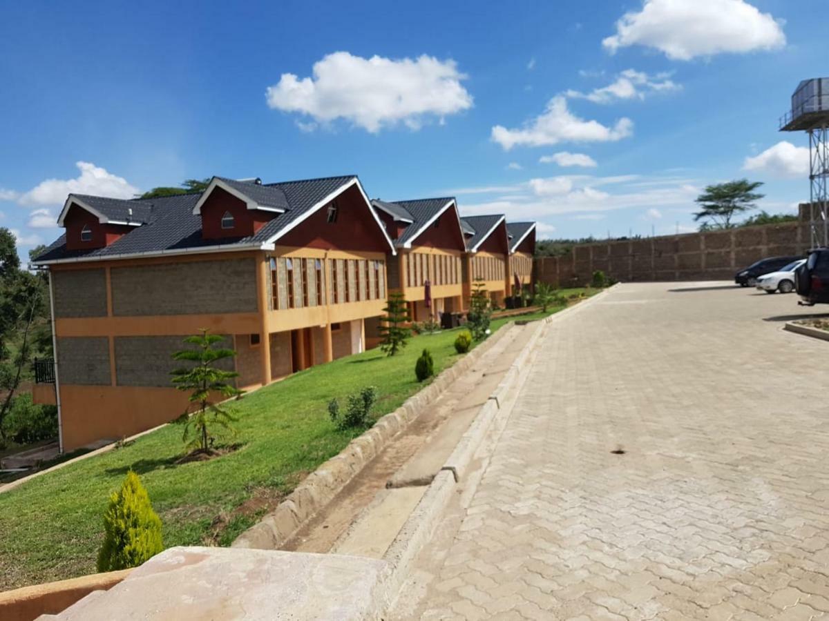 Esikar Gardens Hotel Narok Exterior photo
